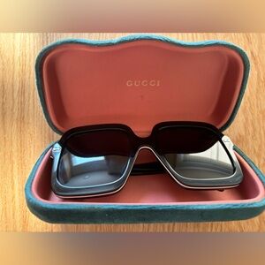 Gucci Oversized Square-framed Sunglasses